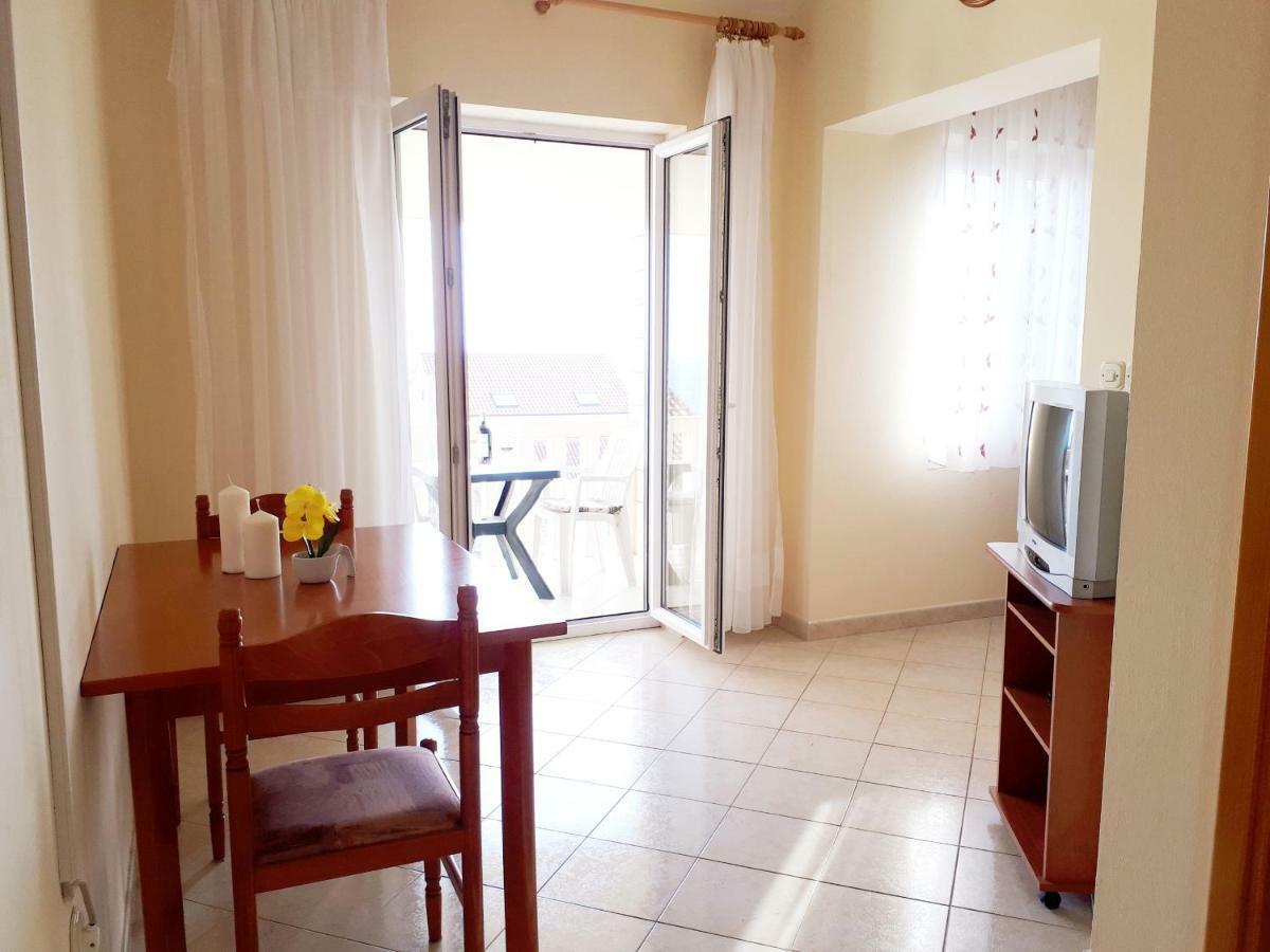 בול Apartments Dani מראה חיצוני תמונה