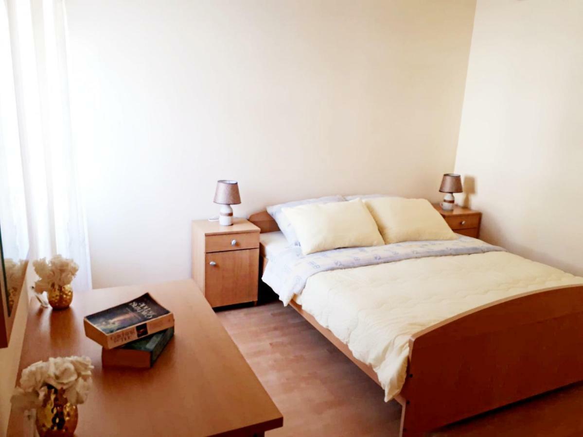 בול Apartments Dani מראה חיצוני תמונה
